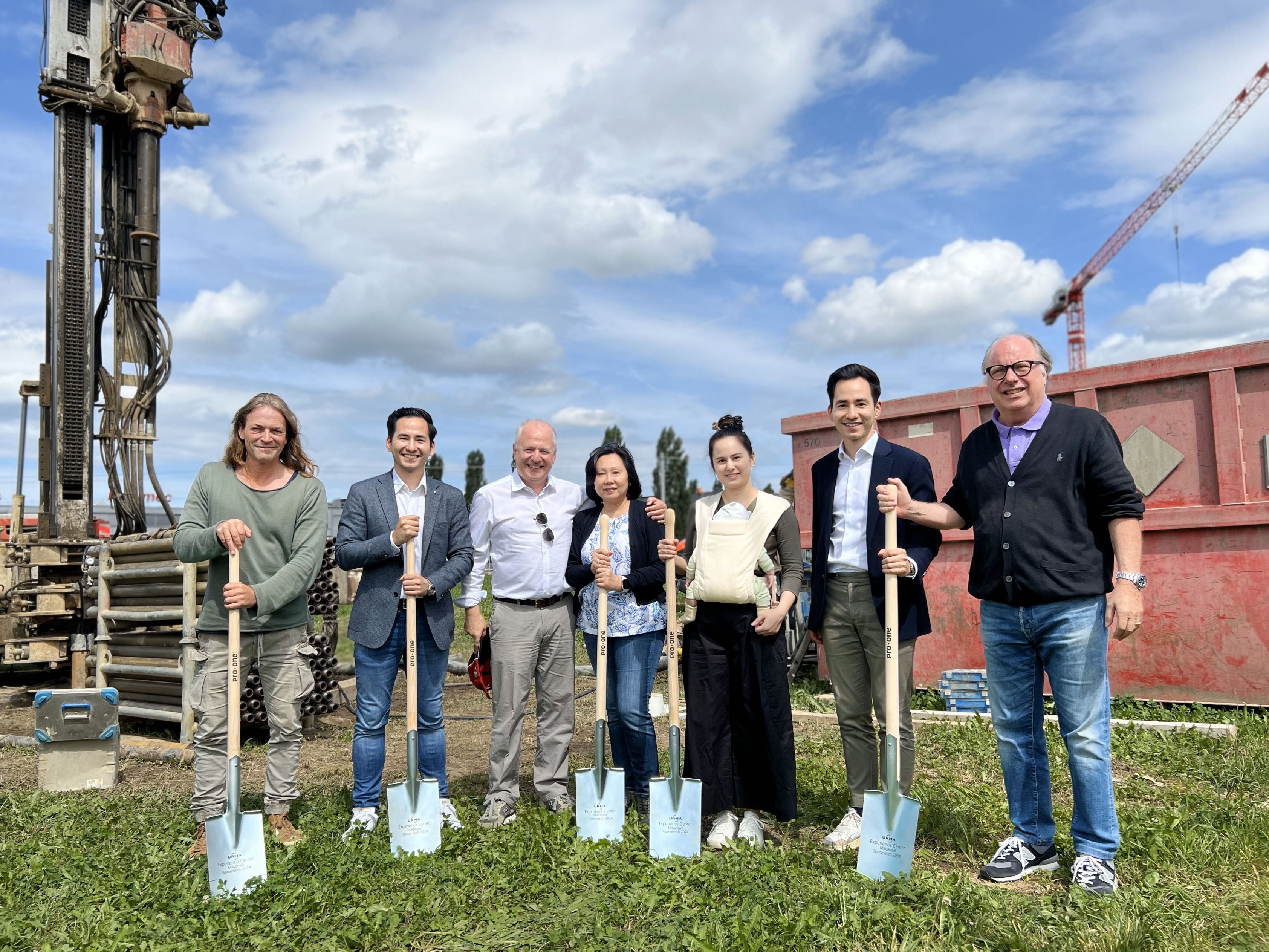 URMA AG Neubau Spatenstich Familie Berner