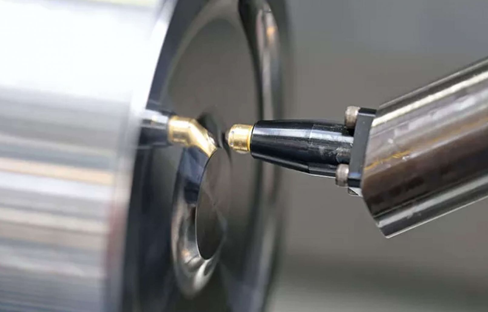 URMA - Schweiz - Switzerland - Suisse - Suiza - Werkzeugbau - Maschinenbau - Reibwerkzeug - Bohren - Ausdrehen - Reiben - Präzisionswerkzeuge - Werkzeugsysteme - Tool Systems - Tool manufacturers - Reaming - Drilling -  Boring System - Production d'outils de Précision - Systèmes d'outils - Fabricants d'outils - Outil d’alésage - Alésage - Foreurs - Usinage - Fabricación de herramientas - Ingeniería mecánica - Impresión 3D de metales - Herramientas